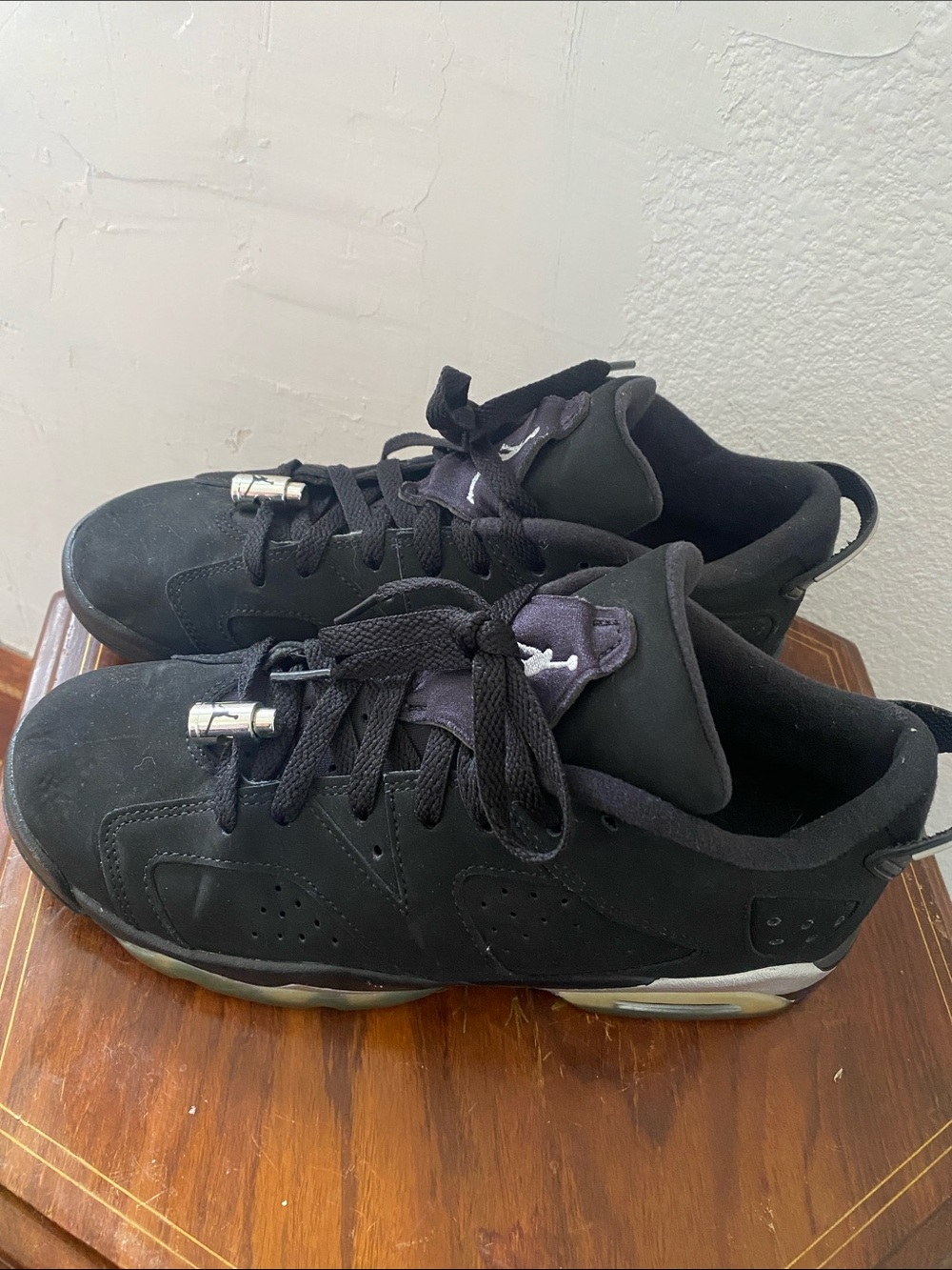 Jordan Men's Black Low-Top Sneakers